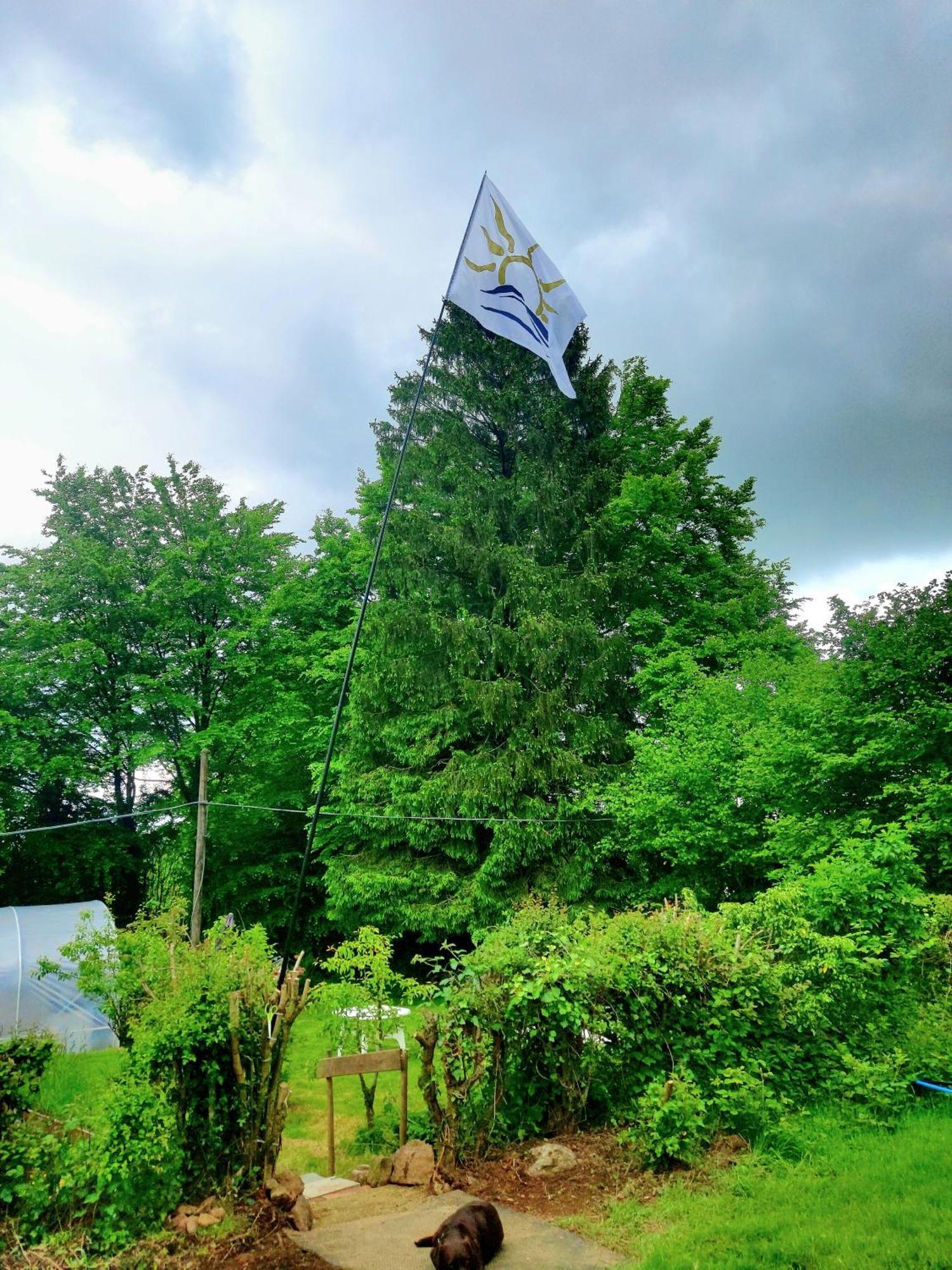 Luxury tent Bell Tent One Of Three To Rent Fully Equipped Private Equipped Kitchen Tents Too *